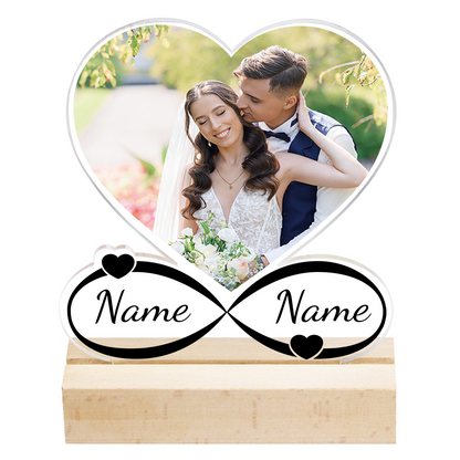 Personalisierter LED Bilderrahmen mit Foto, Holzständer und LED Sockel